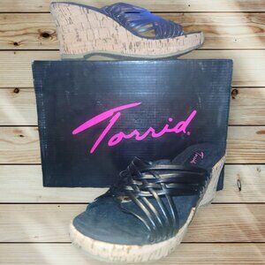 Vintage TORRID - SIZE 6 - Cork Wedge Heel Black Strappy Sandals - Sombrero-Y